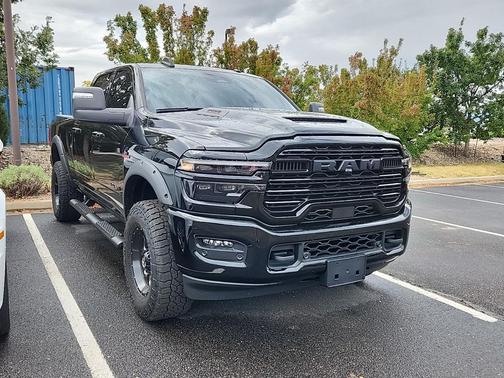 2025 RAM 2500 Laramie Crew Cab 4x4 6'4' Box
