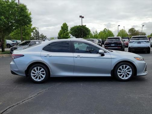 2022 Toyota Camry LE