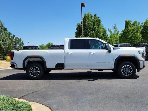 2025 GMC Sierra 3500 SLE