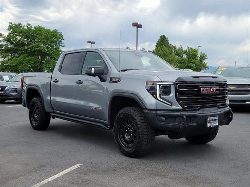 2025 GMC Sierra 1500 AT4X