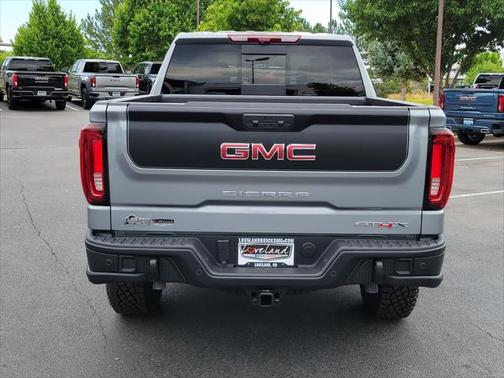 2025 GMC Sierra 1500 AT4X