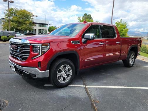 2023 GMC Sierra 1500 SLT