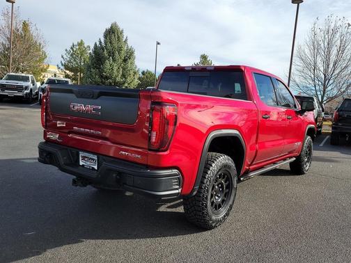 2025 GMC Sierra 1500 AT4X