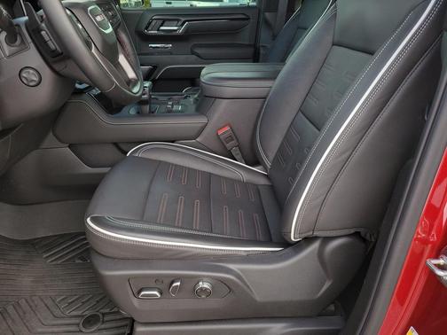 2025 GMC Sierra 1500 AT4X