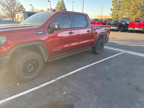 2025 GMC Sierra 1500 AT4X