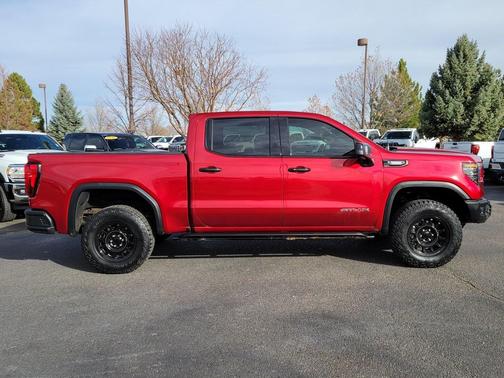 2025 GMC Sierra 1500 AT4X