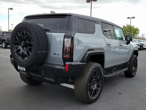2024 GMC HUMMER EV SUV 2X