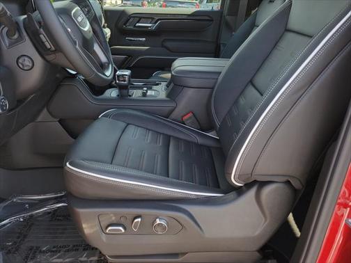 2025 GMC Sierra 1500 AT4X