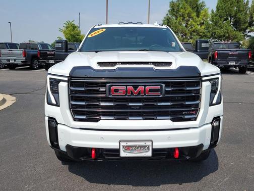 2024 GMC Sierra 2500 AT4