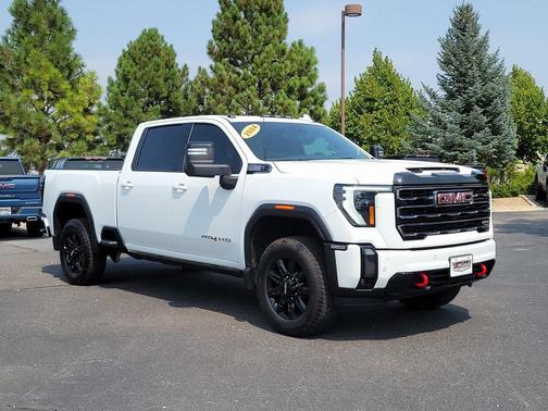 2024 GMC Sierra 2500 AT4