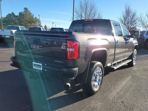 2015 GMC Sierra 2500 Denali