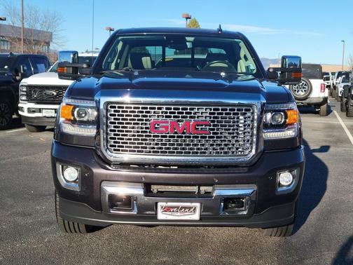 2015 GMC Sierra 2500 Denali