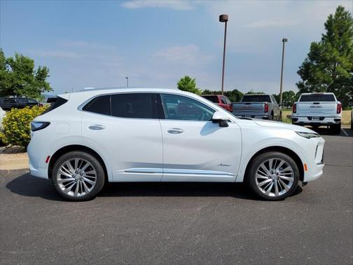 2025 Buick Envision Avenir AWD