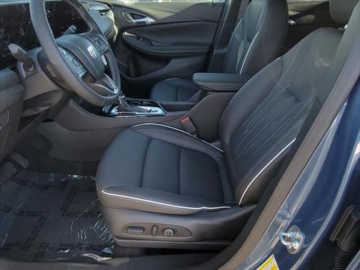 2025 Buick Encore GX Avenir