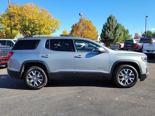 2023 GMC Acadia FWD SLT