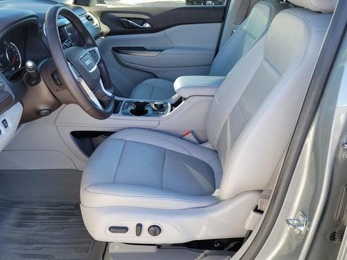 2023 GMC Acadia FWD SLT