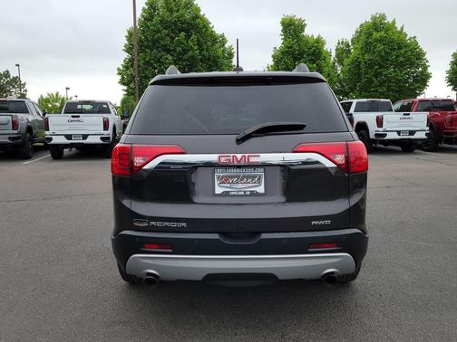 Iridium Metallic 2018 GMC Acadia SLT-1