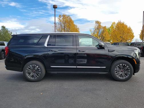 2026 GMC Yukon XL 4WD Elevation