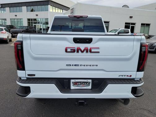2026 GMC Sierra 2500 AT4
