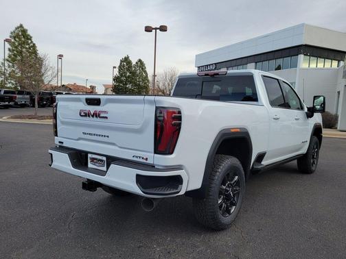 2026 GMC Sierra 2500 AT4