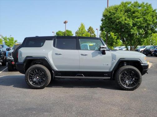 2025 GMC HUMMER EV SUV 2X