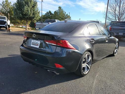 2017 Lexus IS 300 Base