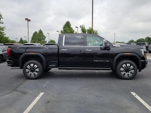 2025 GMC Sierra 2500 Denali