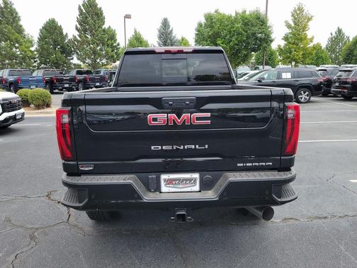 2025 GMC Sierra 2500 Denali