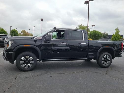 2025 GMC Sierra 2500 Denali
