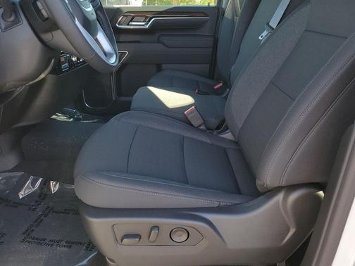 2026 GMC Sierra 2500 SLE