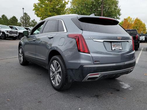 2022 Cadillac XT5 Premium Luxury