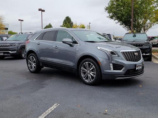 2022 Cadillac XT5 Premium Luxury