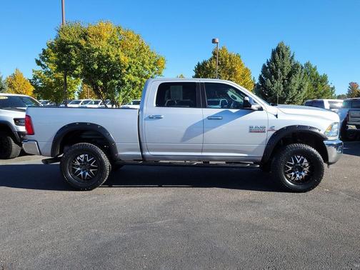 2017 RAM 2500 Big Horn Crew Cab 4x4 6'4' Box