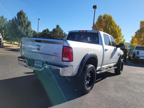 2017 RAM 2500 Big Horn Crew Cab 4x4 6'4' Box