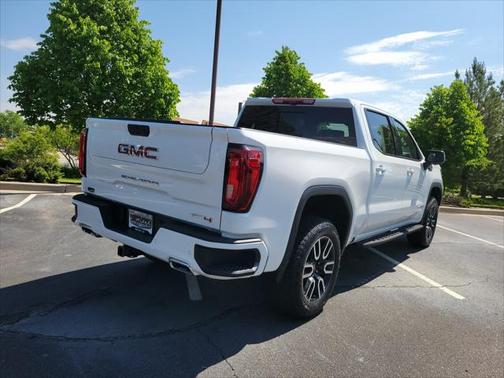 2025 GMC Sierra 1500 AT4