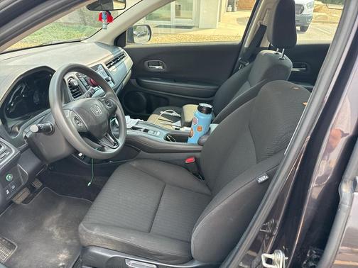 2016 Honda HR-V LX