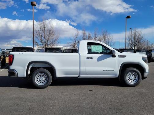 2025 GMC Sierra 1500 Pro