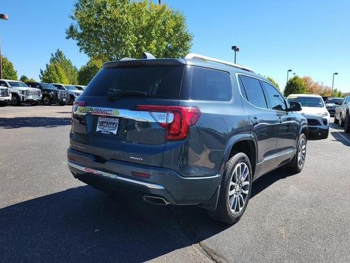 2020 GMC Acadia Denali