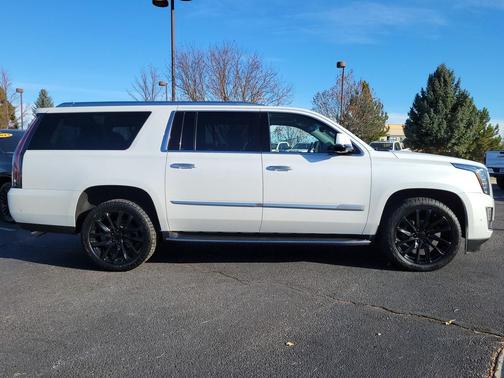 2019 Cadillac Escalade ESV Premium Luxury