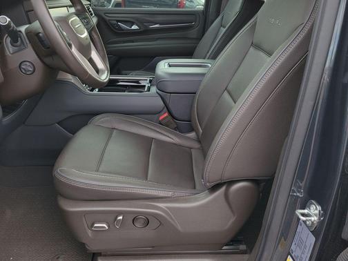 Hunter Metallic 2022 GMC Yukon Denali