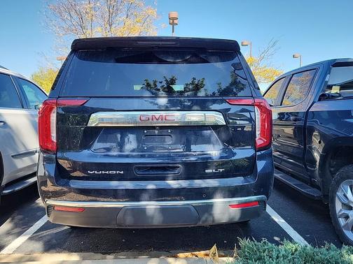 2022 GMC Yukon XL SLT