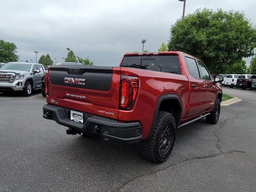 2025 GMC Sierra 1500 AT4X