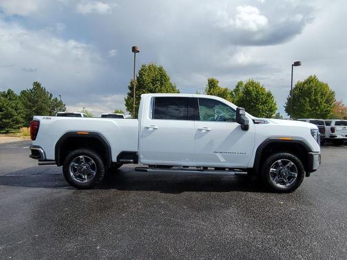 2026 GMC Sierra 2500 SLE