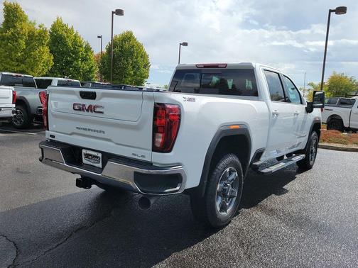 2026 GMC Sierra 2500 SLE