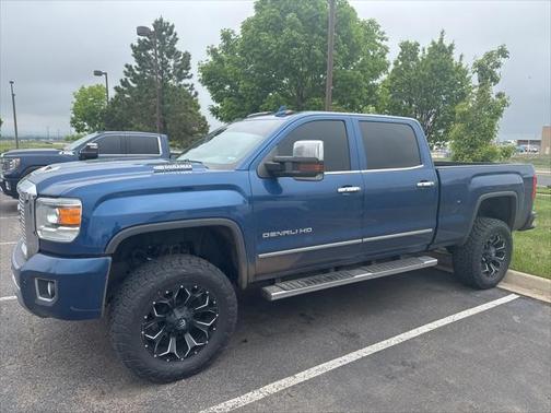 2017 GMC Sierra 2500 Denali