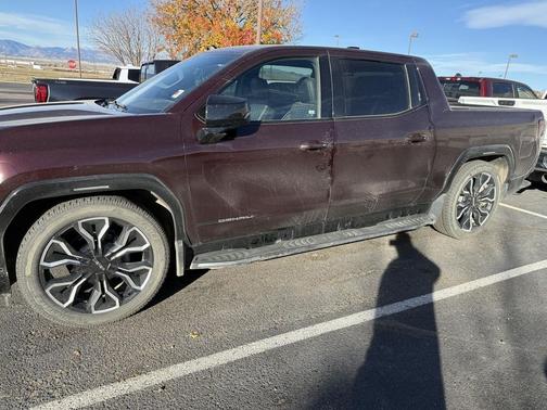 2025 GMC Sierra EV Max Range Denali