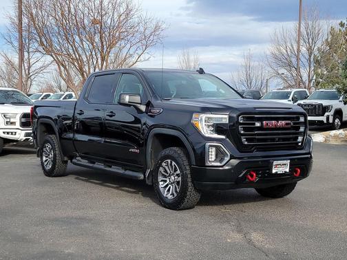 2021 GMC Sierra 1500 AT4