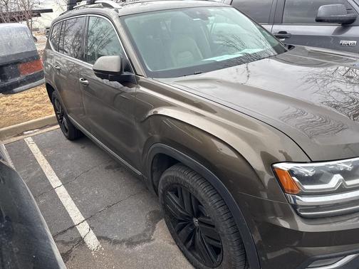 2019 Volkswagen Atlas 3.6L SEL Premium