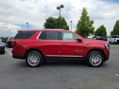 2025 GMC Yukon Denali
