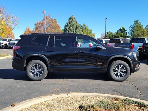2026 GMC Acadia AWD AT4